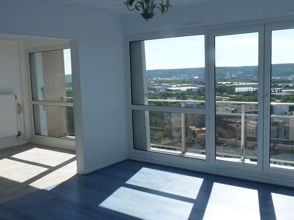 Wohnung in Le Petit-Quevilly, Seine-Maritime - Foto 1