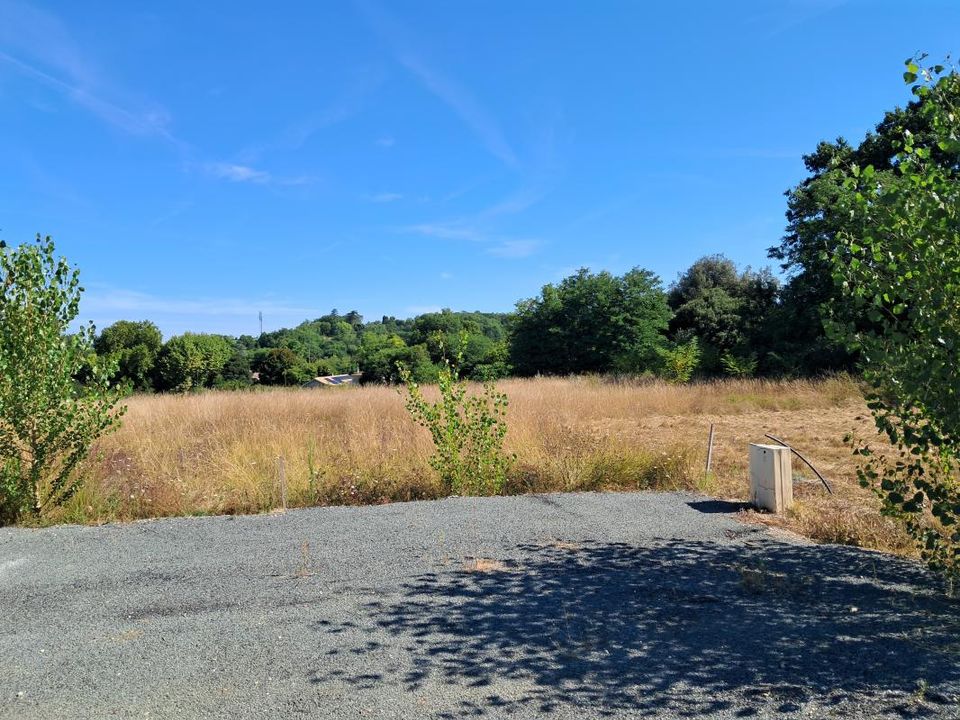 Helårsgrund i Saint-Germain-du-Puch, Gironde - foto 1