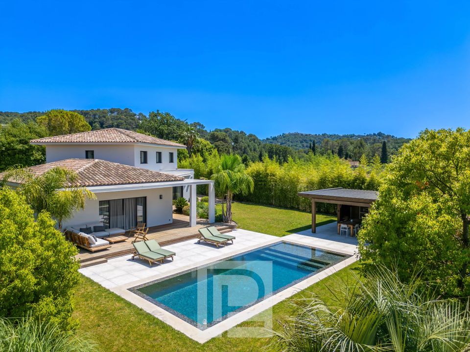 Villa i Mougins, Alpes-Maritimes - foto 1