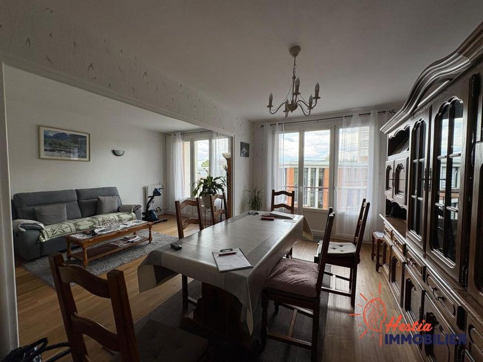 Lejlighed i Châlons-en-Champagne, Marne - foto 1