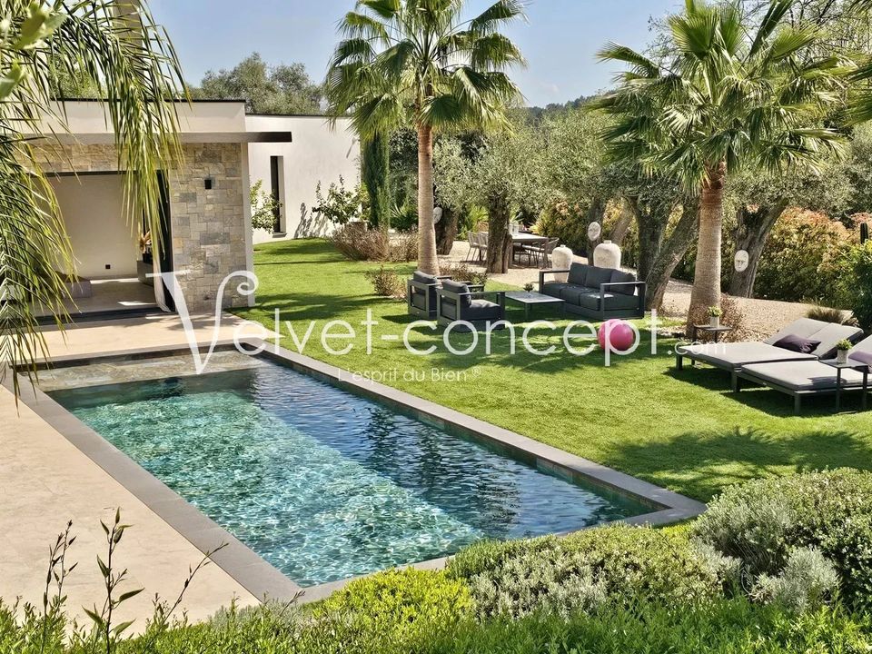 Villa i Valbonne, Alpes-Maritimes - foto 1