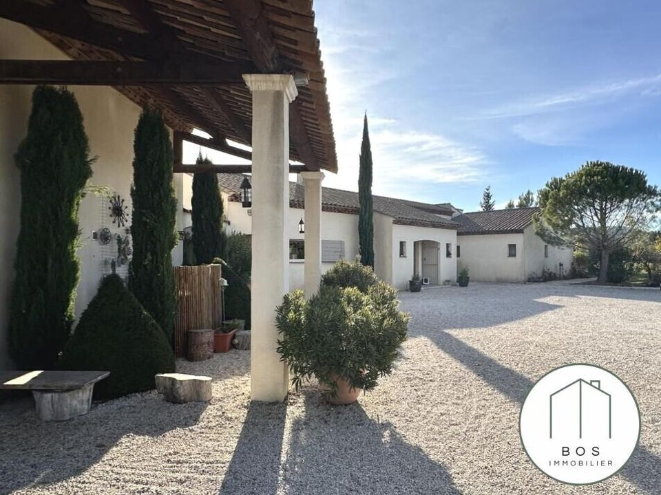 Villa i Alleins, Bouches-du-Rhone - foto 2