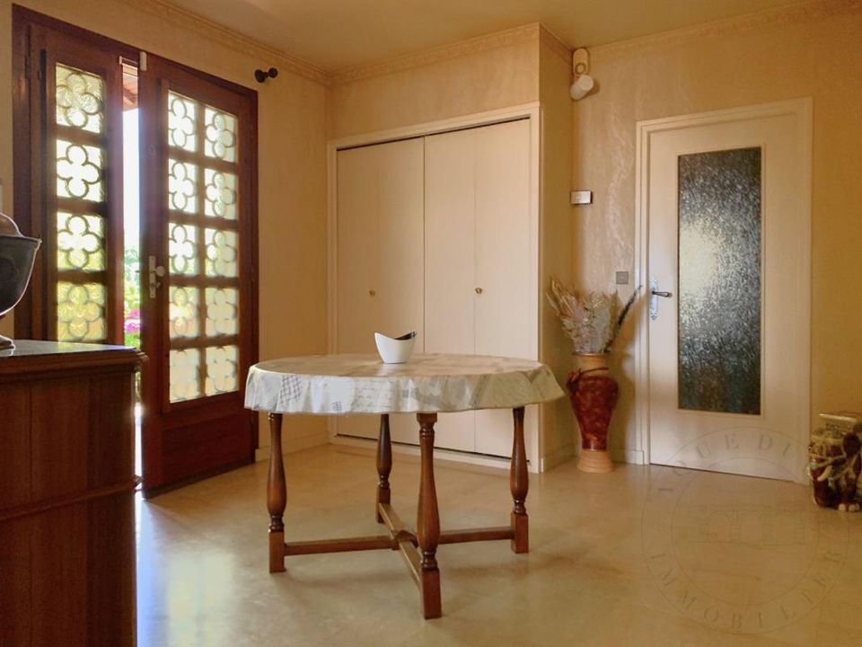 Villa en Vaugneray, Rhone - foto 2