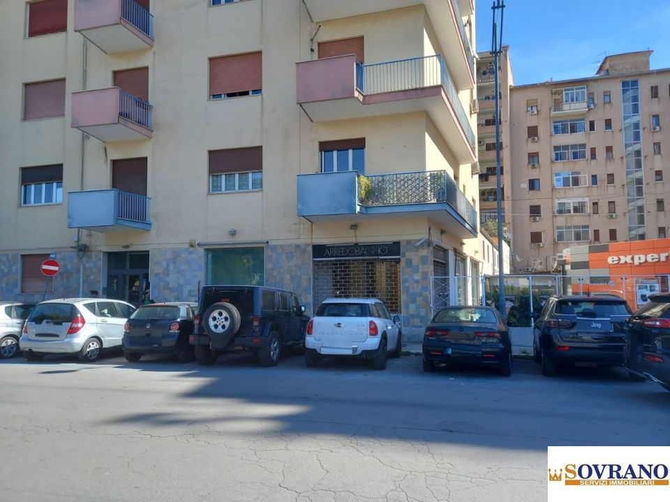 Erhvervsejendom i Palermo, Palermo - foto 1