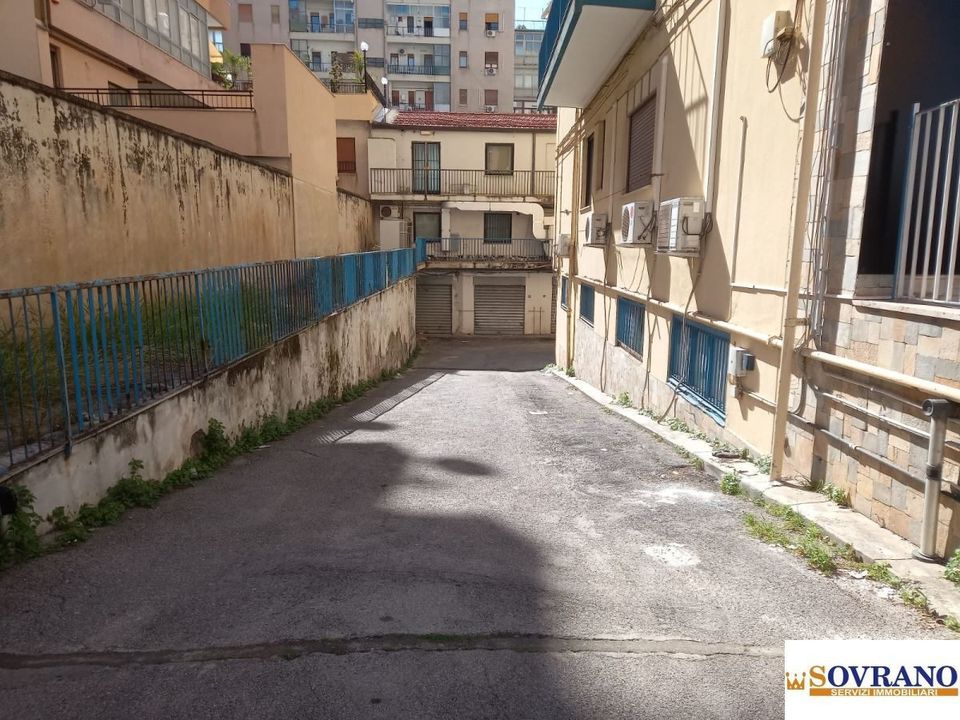 Erhvervsejendom i Palermo, Palermo - foto 3