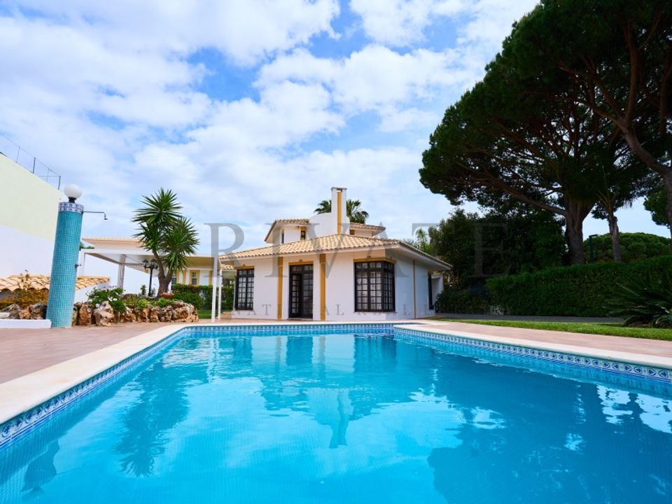 Villa i Almancil, Faro - foto 1