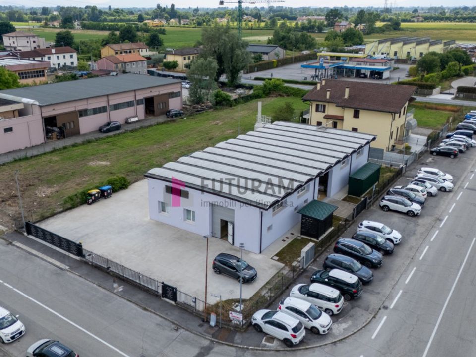 Erhvervsejendom i Piazzola sul Brenta, Padua - foto 4