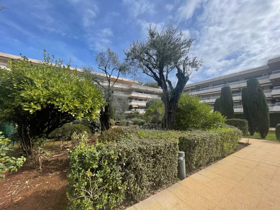 Leilighet i Roquebrune-Cap-Martin, Alpes-Maritimes - bilde 1