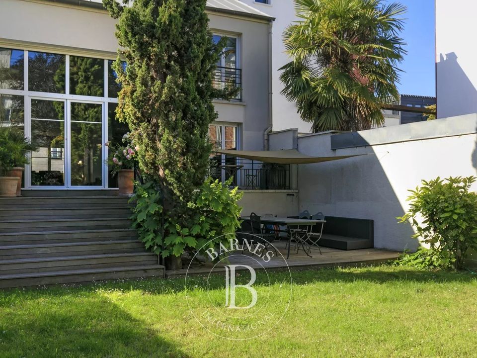 Villa i Issy-les-Moulineaux, Hauts-de-Seine - foto 1