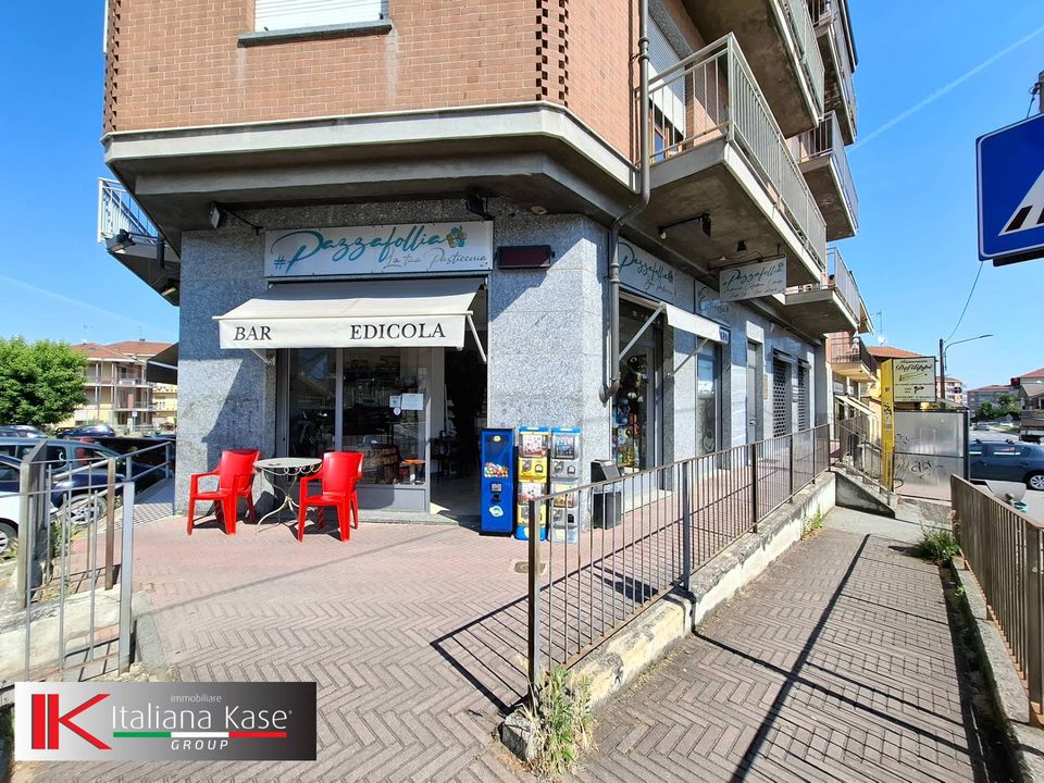 Erhvervsejendom i Gassino Torinese, Turin - foto 1
