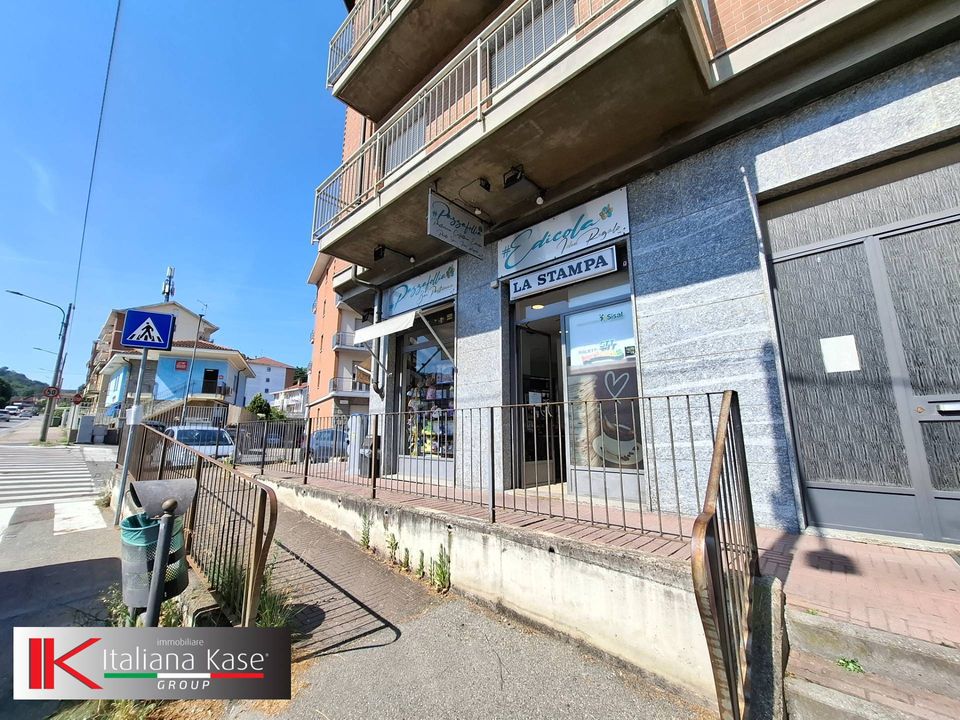 Erhvervsejendom i Gassino Torinese, Turin - foto 3