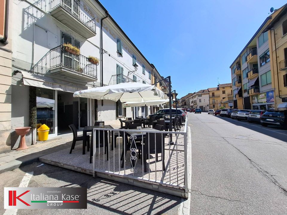 Erhvervsejendom i Gassino Torinese, Turin - foto 1