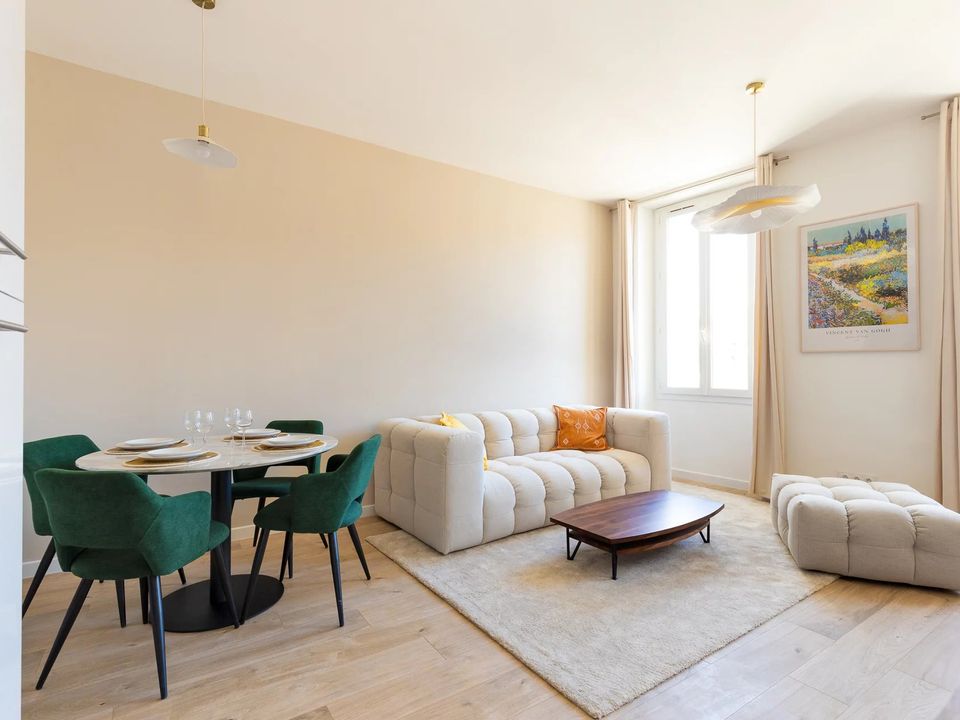Apartment in Marseille, Bouches-du-Rhone - photo 1