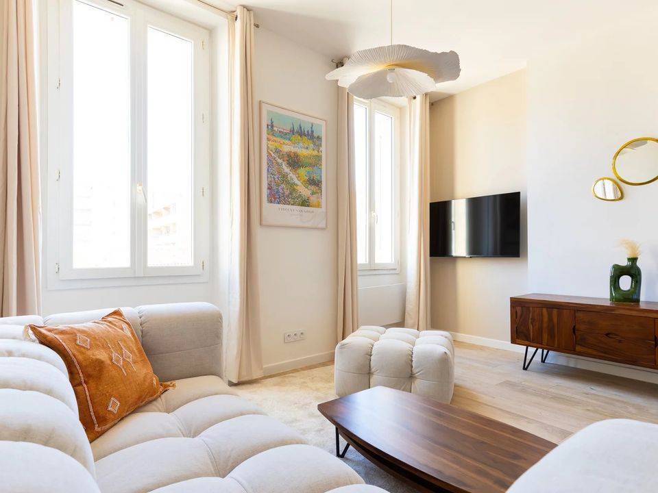 Apartment in Marseille, Bouches-du-Rhone - photo 4