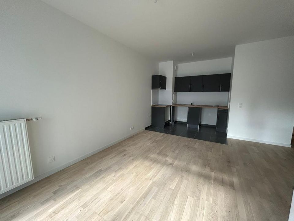 Lejlighed i Blanc-Mesnil, Seine-Saint-Denis - foto 4