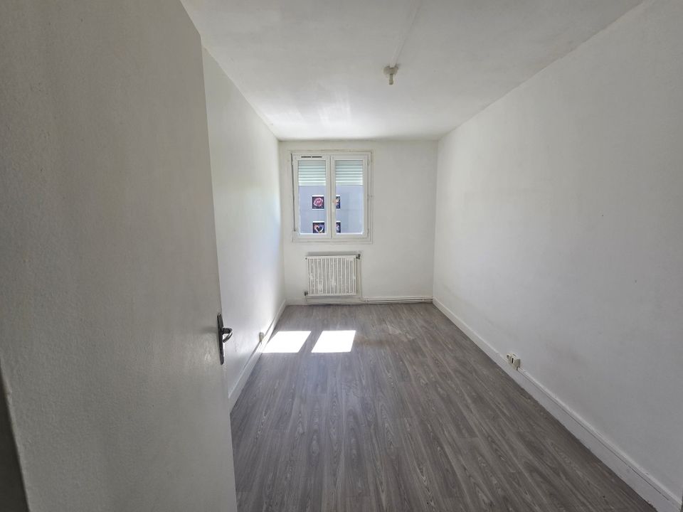 Lejlighed i Charleville-Mézières, Ardennes - foto 4