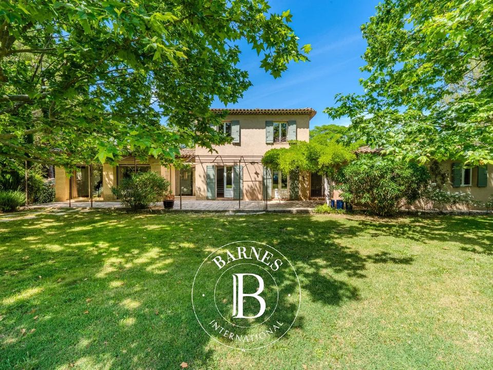 Villa i Aix-en-Provence, Bouches-du-Rhone - foto 1
