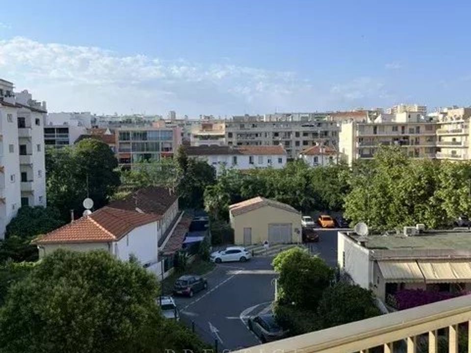 Lejlighed i Antibes, Alpes-Maritimes - foto 1