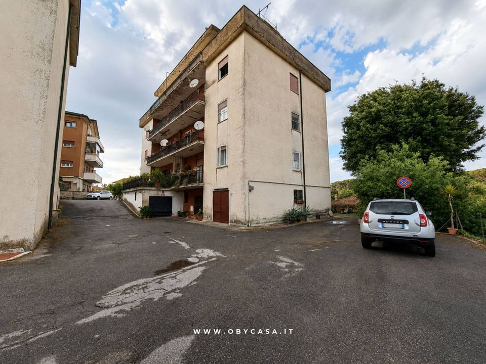 Lejlighed i Sutri, Viterbo - foto 1