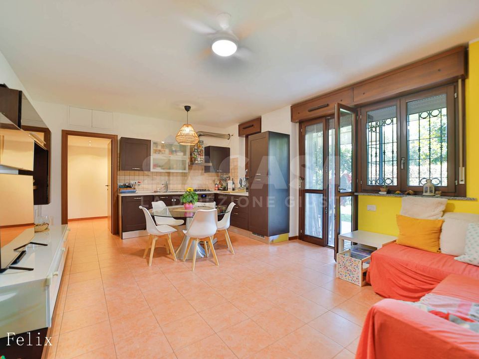 Apartment in Agrate Brianza, Monza and Brianza - photo 2