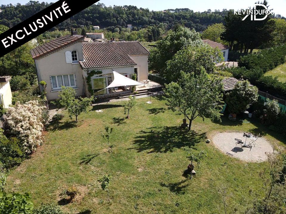 Villa i Aubenas, Ardeche - foto 1