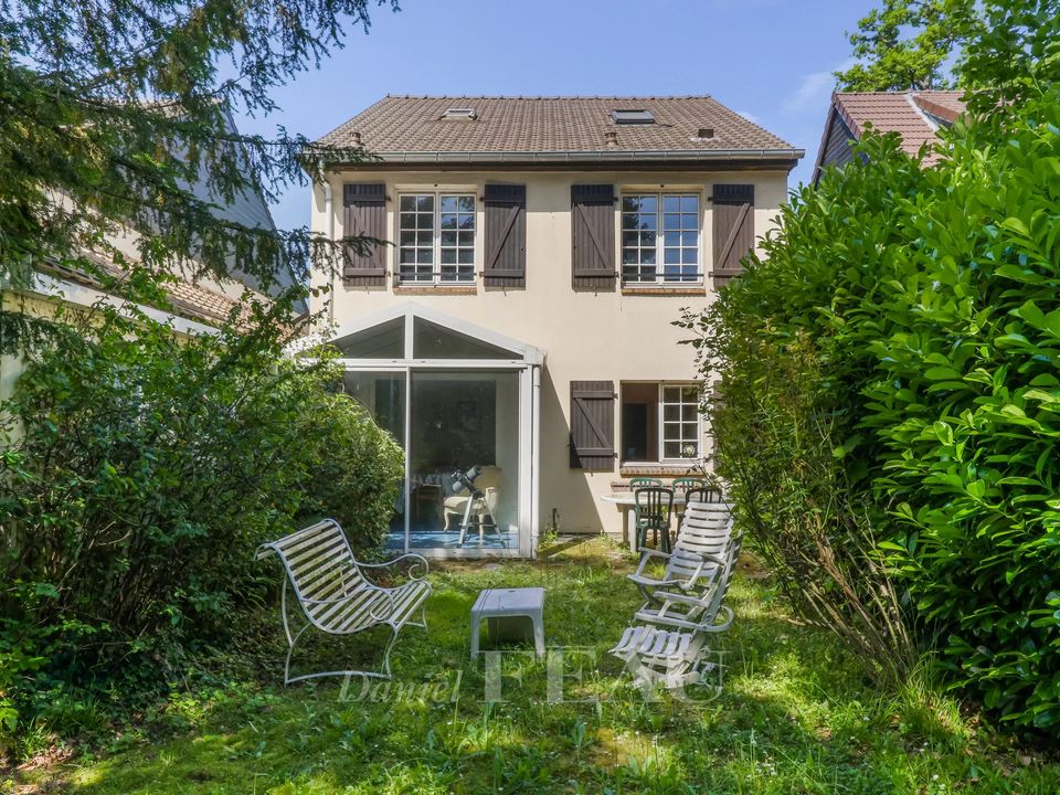 Villa i Jouy-en-Josas, Yvelines - foto 1