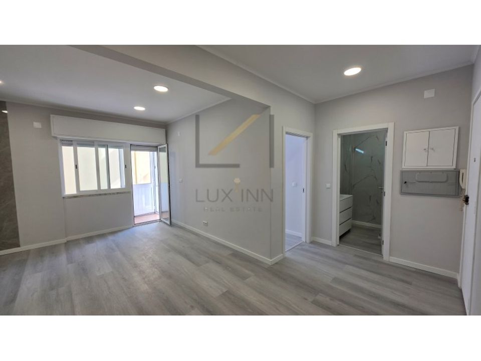 Lejlighed i Amadora, Lisbon - foto 2