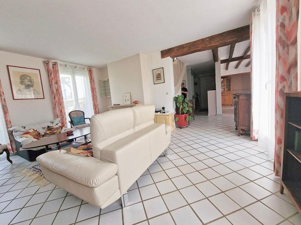 Villa in Pontault-Combault, Seine-et-Marne - foto 3