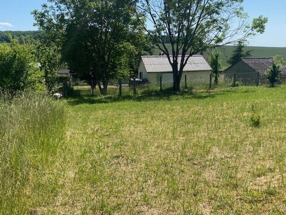 Helårsgrund i Soucy, Yonne - foto 1