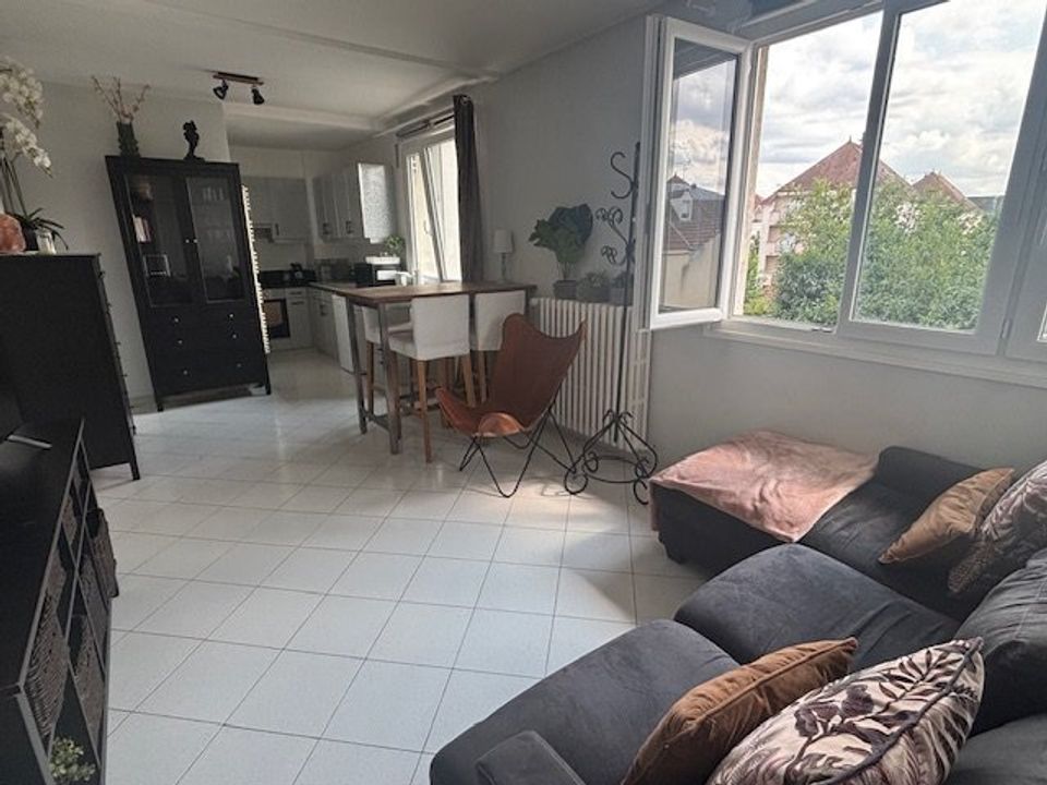 Lejlighed i Ozoir-la-Ferrière, Seine-et-Marne - foto 1