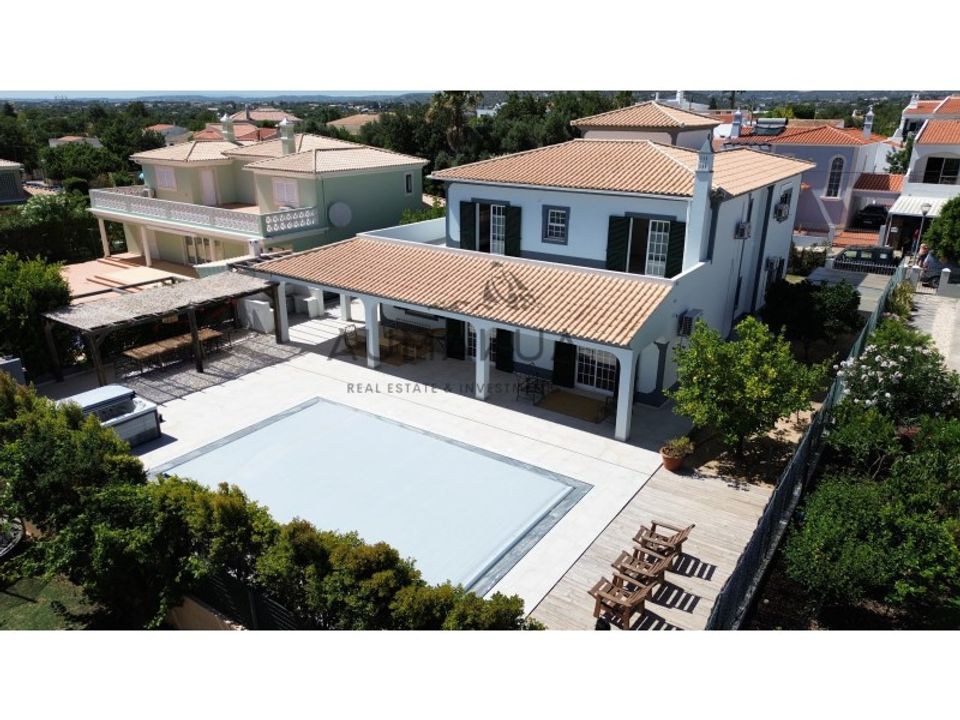 Villa i Almancil, Faro - foto 1