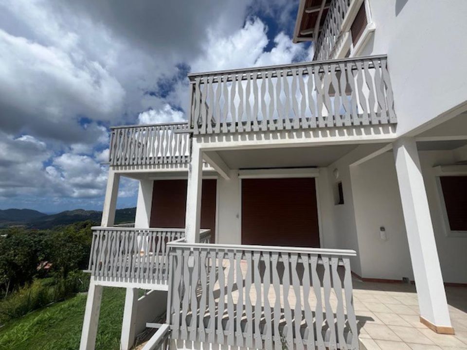 Villa en Riviere-Pilote, Martinique - foto 2