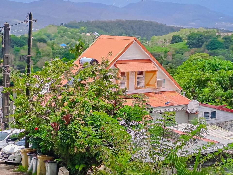 Villa en Riviere-Pilote, Martinique - foto 1