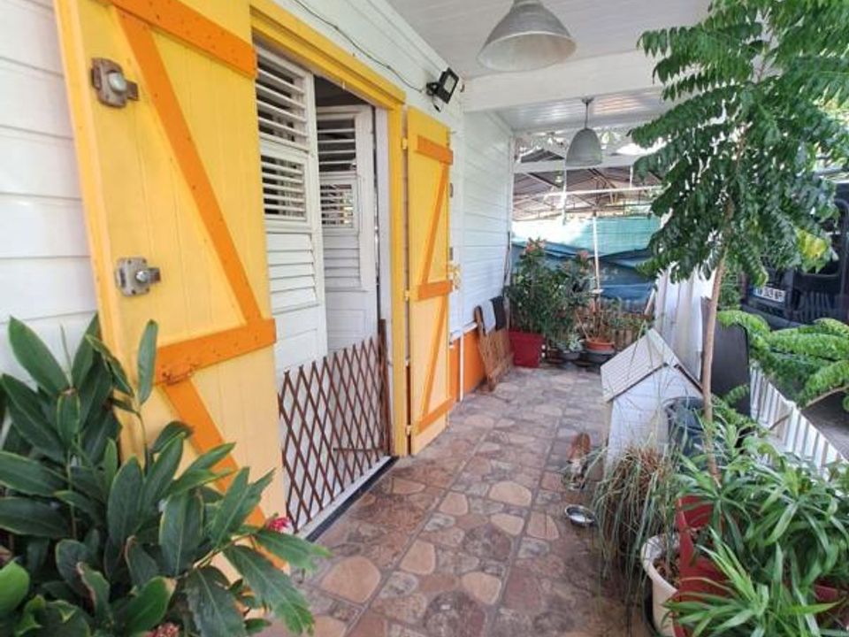 Villa en Riviere-Pilote, Martinique - foto 2