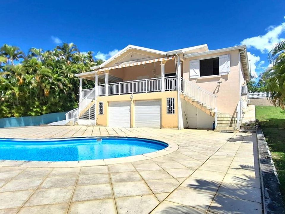 Villa a Baie-Mahault, Guadeloupe - foto 1