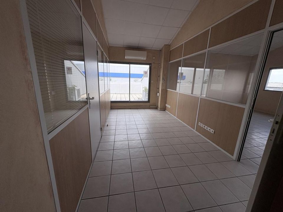 L'establiment comercial a Baie-Mahault, Guadeloupe - foto 4