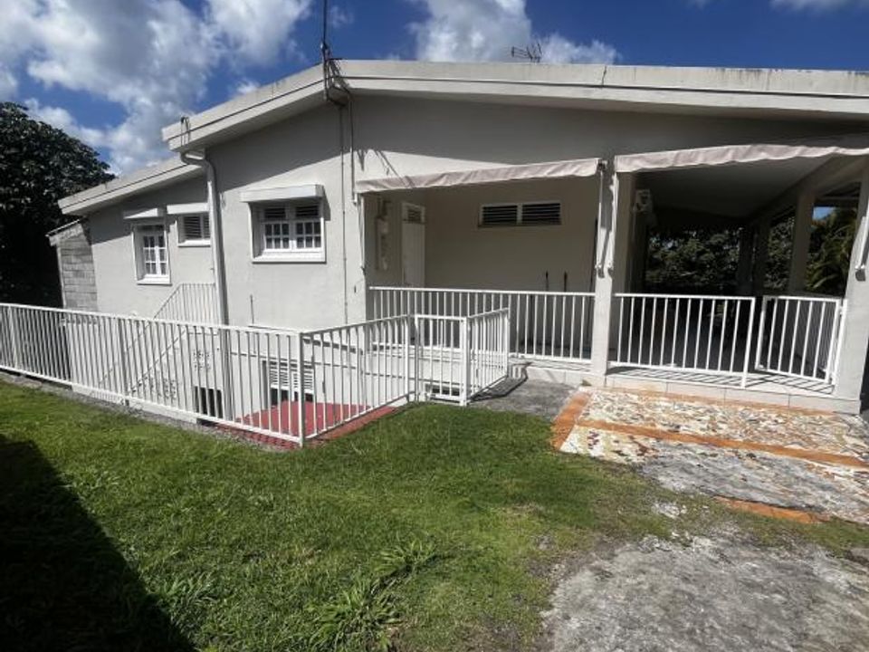 Villa in Le Lamentin, Martinique - foto 1