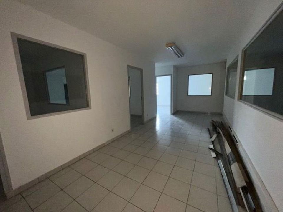 Erhvervsejendom i Le Lamentin, Martinique - foto 4