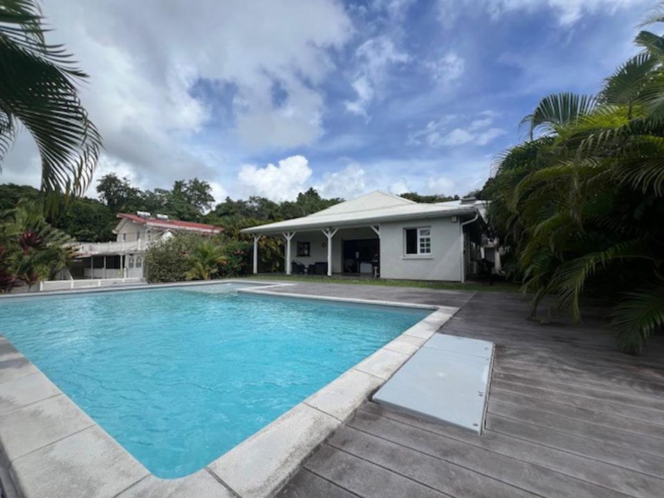 Villa a Dikos, Martinique - foto 1