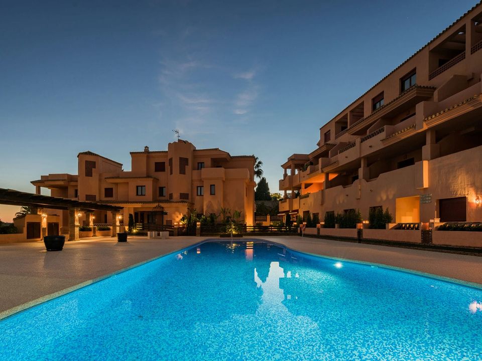 Lejlighed i Benahavis, Malaga - foto 1