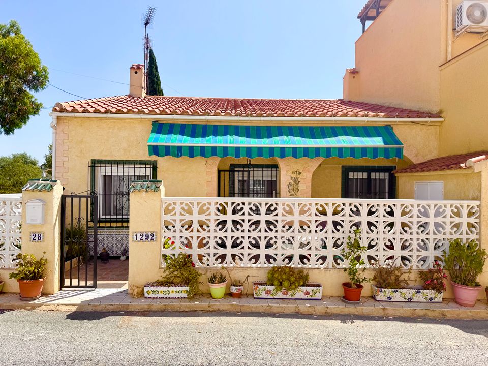 Reihenhaus in La Marina, Alicante - Foto 4