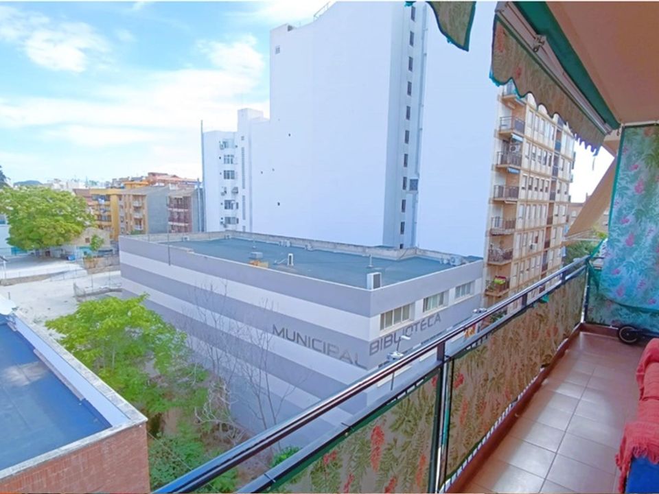 Lejlighed i Villajoyosa, Alicante - foto 2