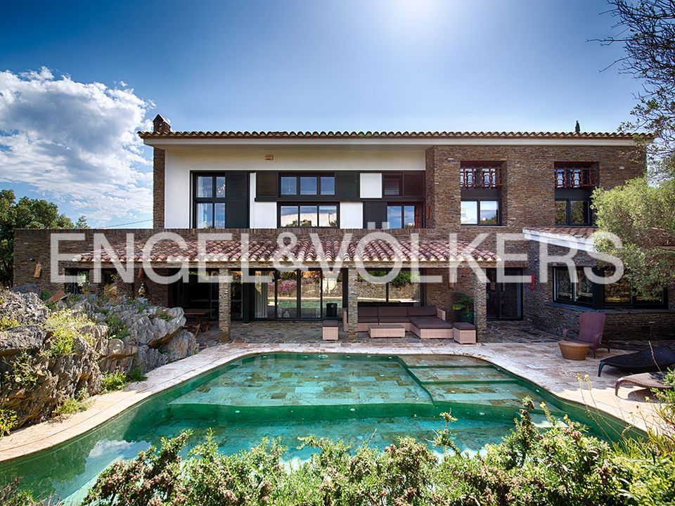 Villa in Cadaques, Gerona - foto 1