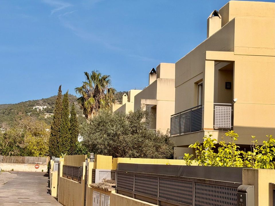 Byhus i Santa Eulalia Del Rio, Ibiza - foto 1