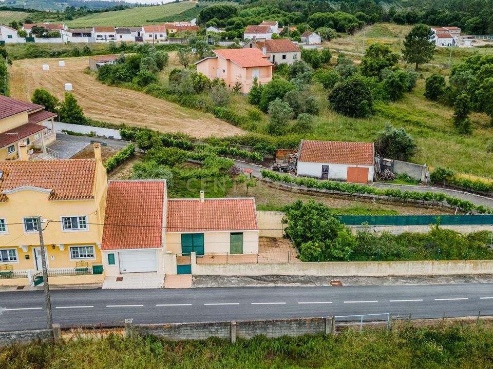 Villa en Azambuja, Lisbon - foto 1