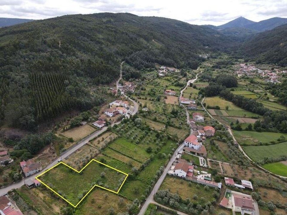 Helårsgrund i Vila Nova de Ceira, Coimbra - foto 5