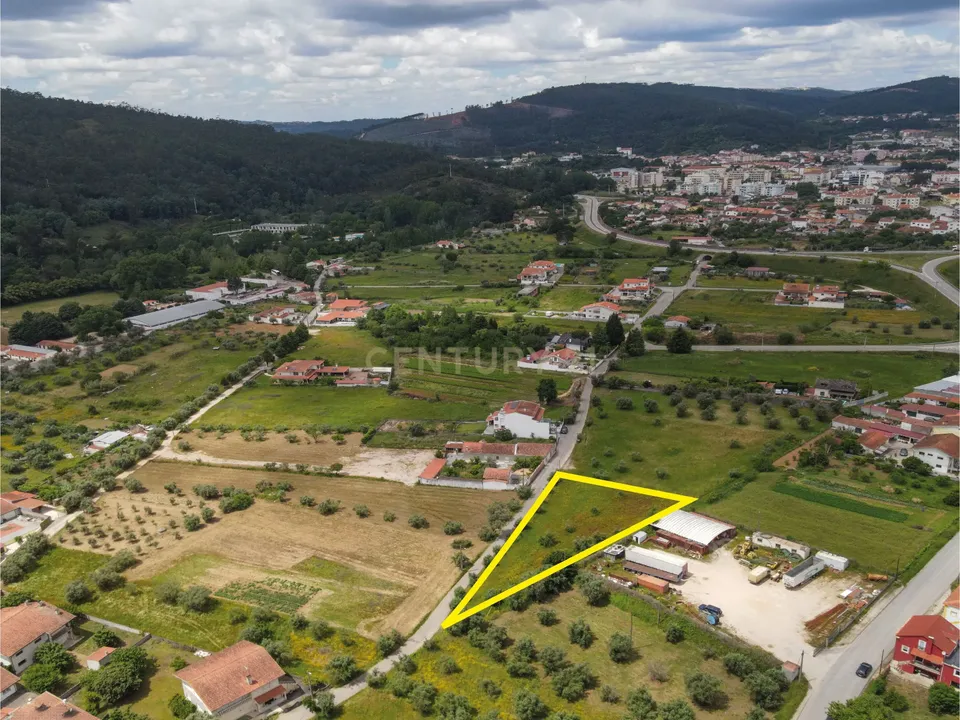 Helårsgrund i Miranda do Corvo, Coimbra - foto 1