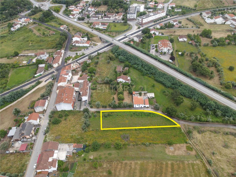 Helårsgrund i Lousa, Coimbra - foto 2