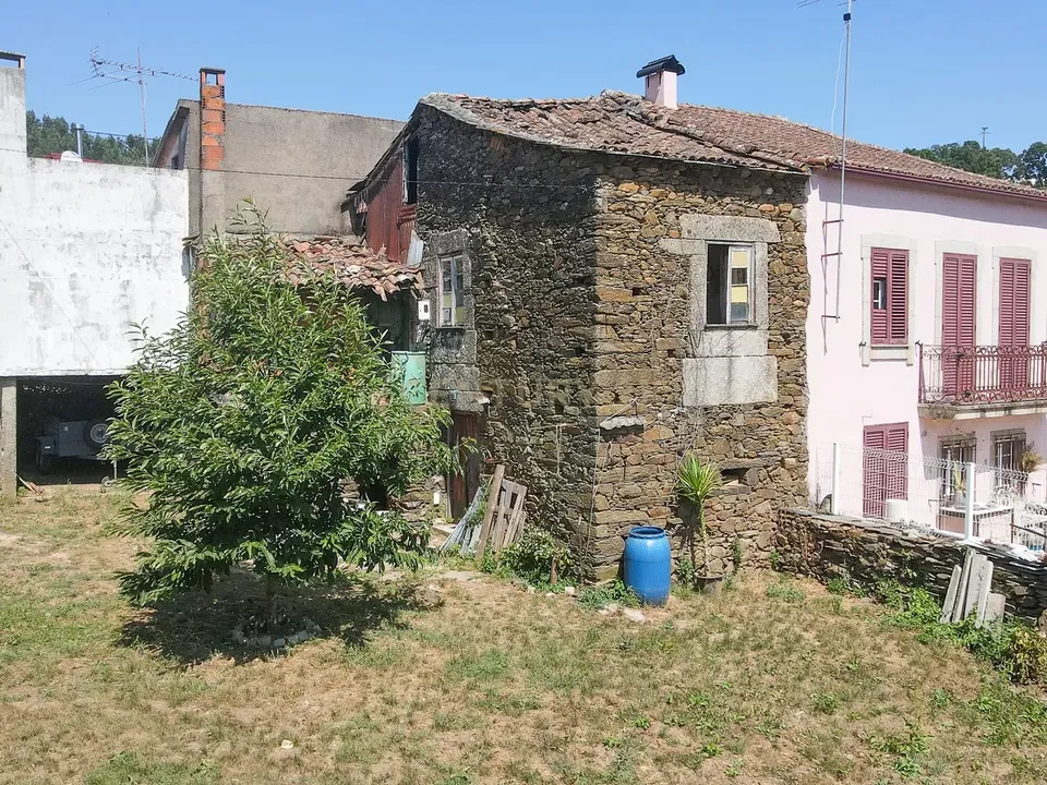 Helårsgrund i Oliveira do Hospital, Coimbra - foto 2