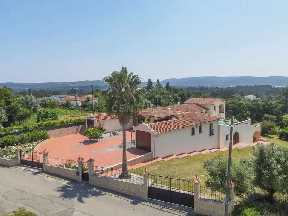Villa i Vila Nova de Poiares, Coimbra - foto 1
